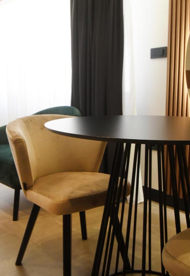 Grandeur Apartments Пула Екстер'єр фото